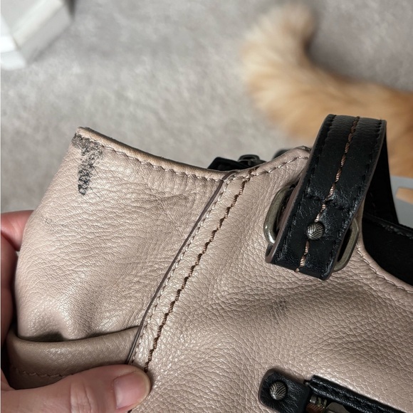 The Sak Kendra Pebbled Leather Hobo Shoulder Bag in Light Beige with Black Trim - Picture 9 of 13